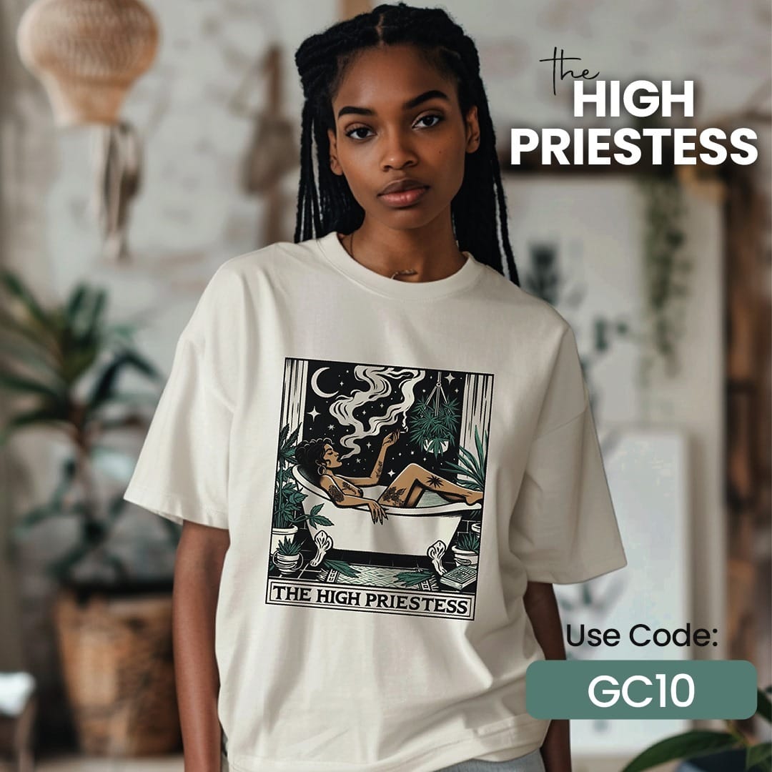 High Priestess - Static (4)